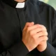 Detuvieron a un sacerdote acusado de triple abuso sexual y corrupción de menores