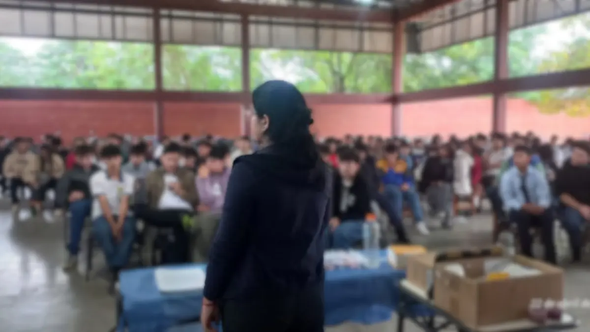 Salud sexual Hospital Charata: charla en la EET N°29