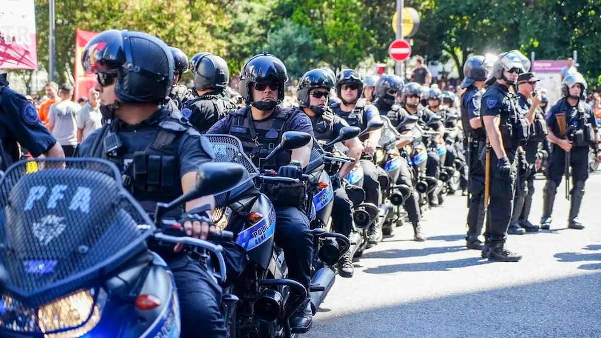 Operativo seguridad marcha CGT 30 abril en Plaza de Mayo