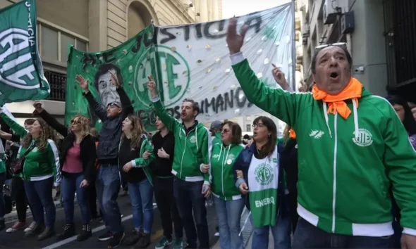 Paro ATE Chaco 21 de abril: movilización y bloqueo aeropuertos