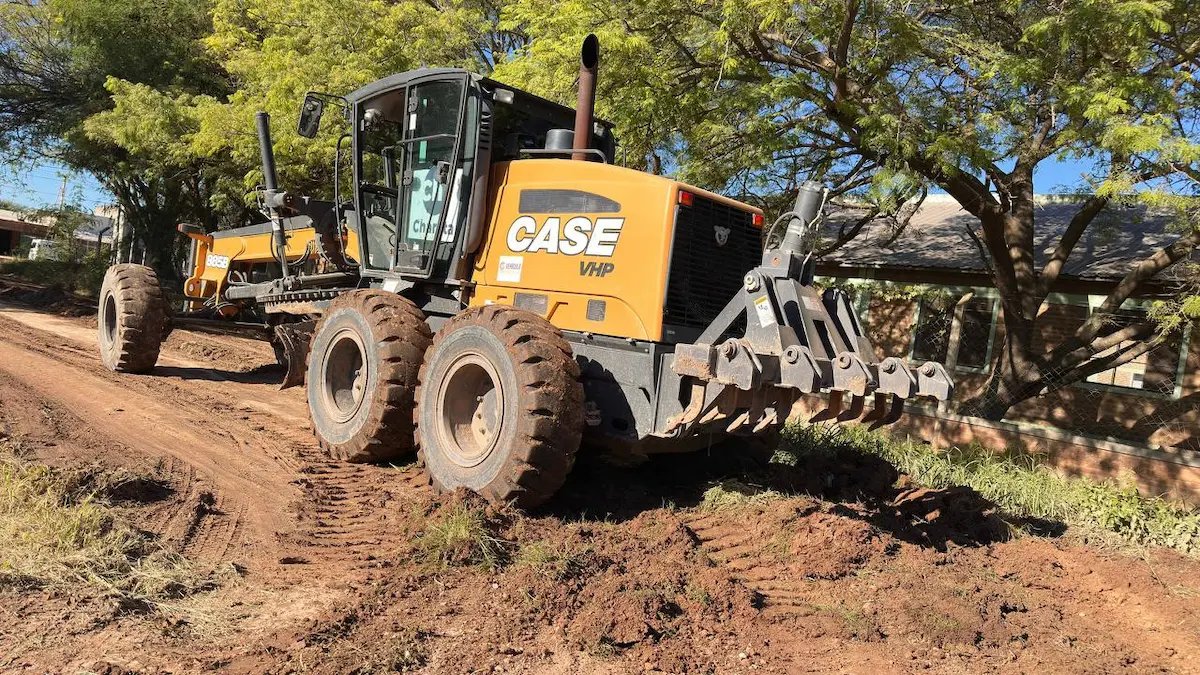 Barrio municipal de Charata: relleno, compactación y ripio