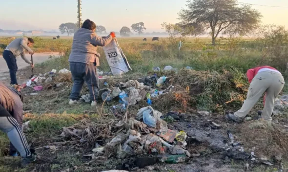 Limpieza de basurales en Charata: operativo en el Barrio Ulm
