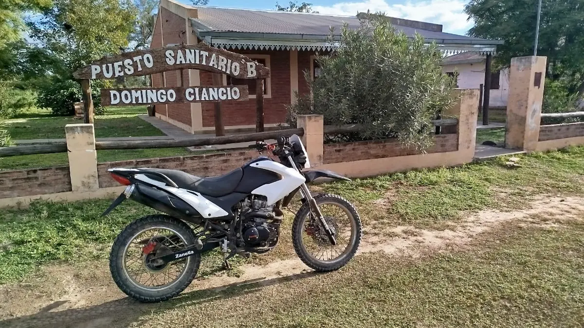 El puesto sanitario de Tres Estacas suma un motovehículo para mejorar la salud rural