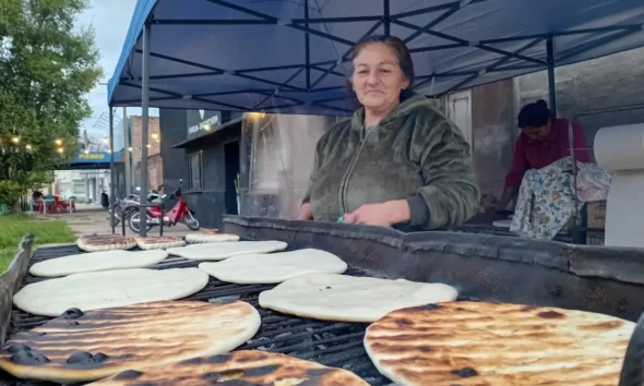 Torta a la parrilla Charata: 30 años de oficio y 100 por día