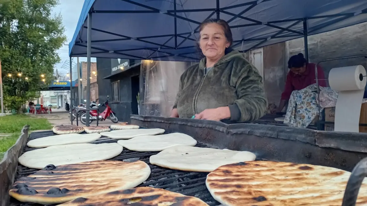 Torta a la parrilla Charata: 30 años de oficio y 100 por día