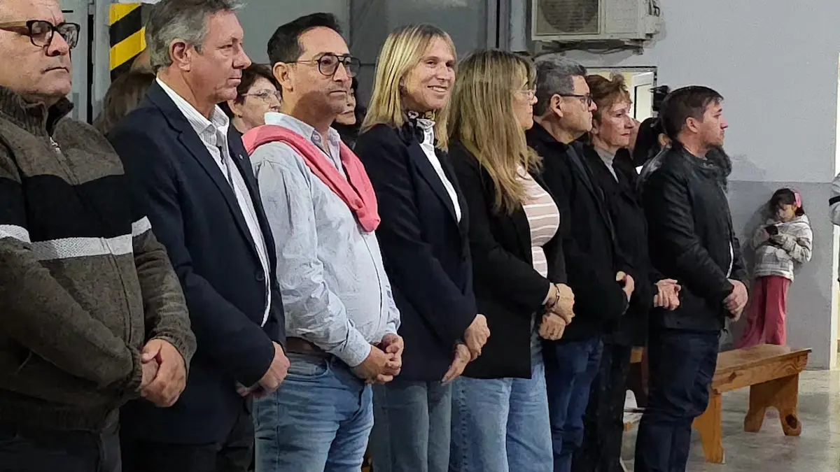 Chomiak en el Día del Bombero Voluntario de Charata: juramentos y ascensos