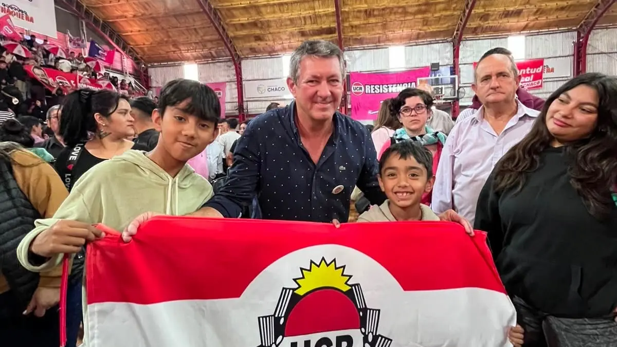 Rach en el acto de la UCR Chaco: respaldo a Zdero y mirada en 2027