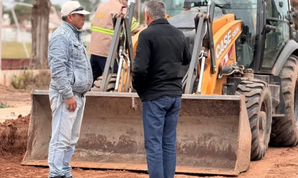 Pavimentación avenida Caseros Charata: Rach supervisa la segunda etapa