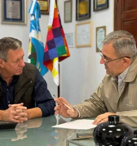 Limpieza de canales en Charata: avanzan las obras preventivas