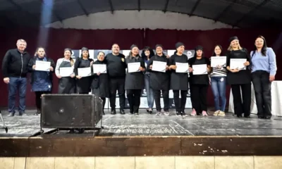 Más de 120 vecinos se certificaron en panadería en Charata