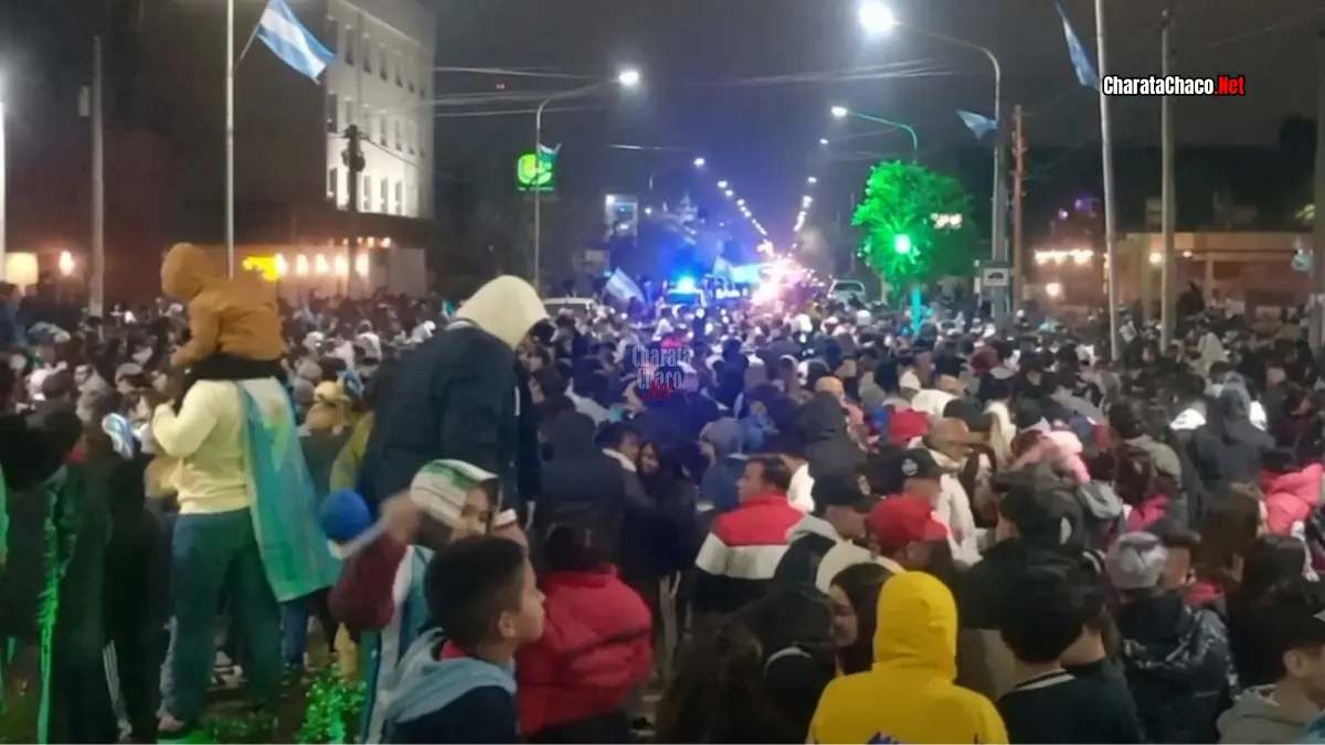 Así celebró Charata en el acceso a la ciudad por Avenida Güemes