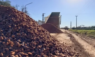 Obras en Charata: avanzan con el ripio en la calle San Martín