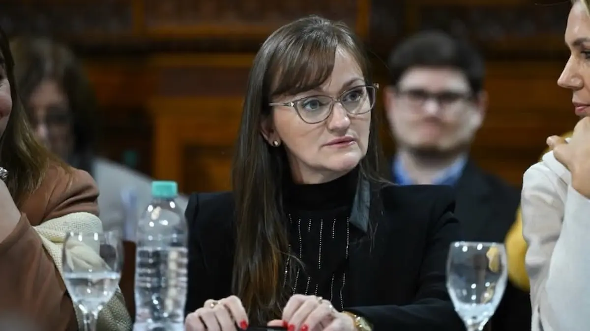 Jornada legislativa de Schneider: industria y familias