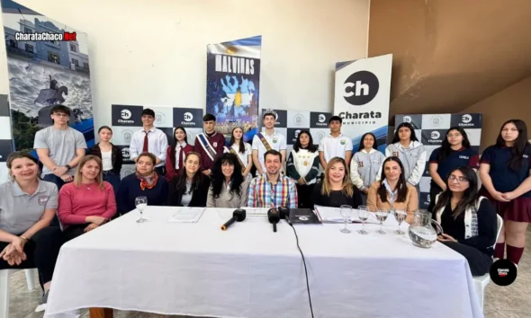 Se presentó la Estudiantina 2026 en Charata: cumple 10 años