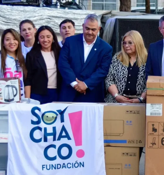 Charata entregó elementos a instituciones por su aniversario
