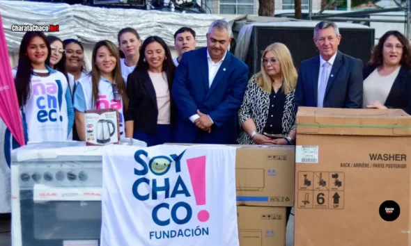 Charata entregó elementos a instituciones por su aniversario