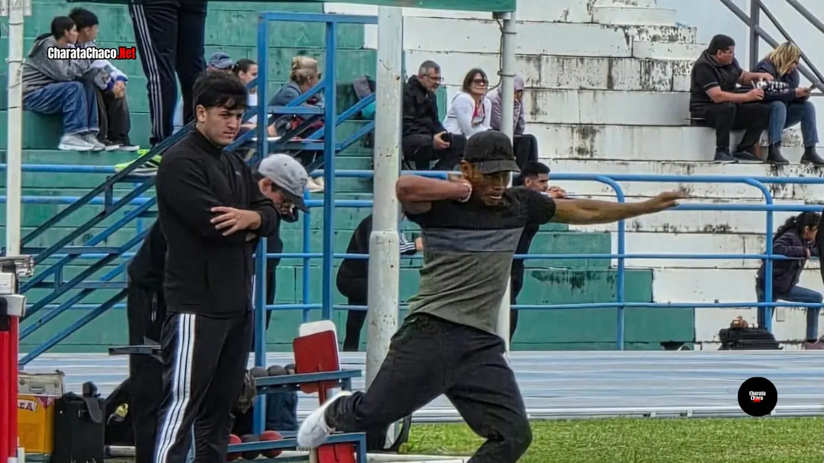Rafael Mendoza, campeón provincial de bala y disco